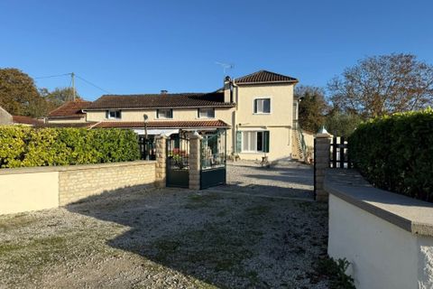 Villa a Mansle, Charente, Mansle - € 234.000 | Ref: r7388 - foto 26