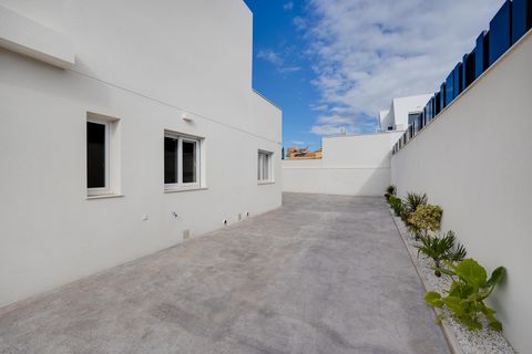 Villa i Torrevieja, Alicante, Torrevieja - € 650.000 | Ref: AGUANOVA - foto 38