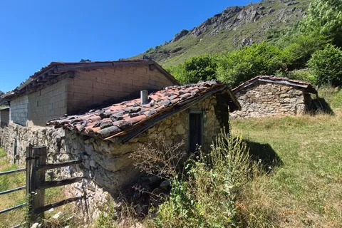 Masia a Aller, Asturias, Aller - € 19.500 | Ref: QPE003711/10606 - foto 2