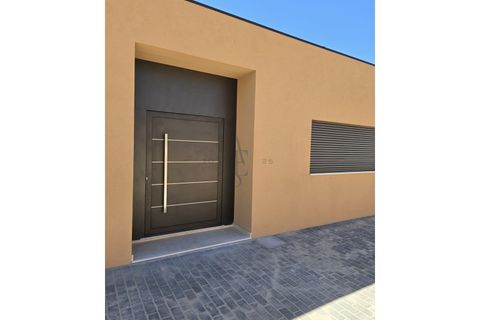 Bungalou a Lousada, Porto, Lousada - € 1.050.000 | Ref: 0013/M4LSD - foto 8