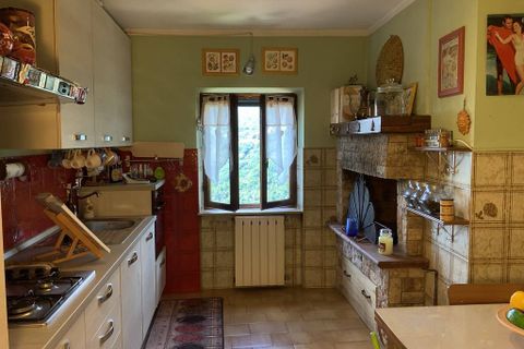 Villa a Pescia, Pistoia, Pescia - € 149.000 | Ref: 2025LU033 - foto 13