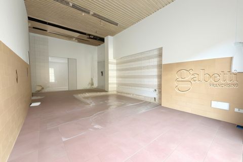 L'establiment comercial a Cornaredo, Milan, Cornaredo - € 900/mes | Ref: 9755 - foto 2