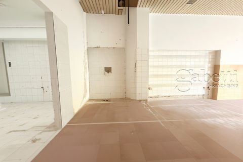L'establiment comercial a Cornaredo, Milan, Cornaredo - € 900/mes | Ref: 9755 - foto 4