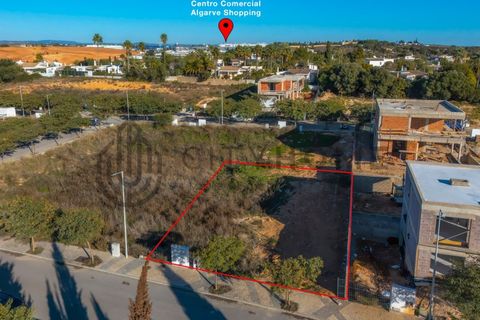 Helårsgrund i Guia, Faro, Guia - € 220.000 | Ref: City-25-47A - foto 1