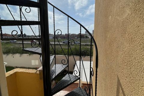Villa i Torrevieja, Alicante, Torrevieja - € 399.000 | Ref: LG51/12918 - foto 25