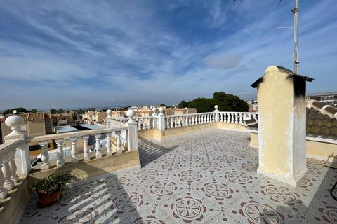 Villa i Torrevieja, Alicante, Torrevieja - € 399.000 | Ref: LG51/12918 - foto 27