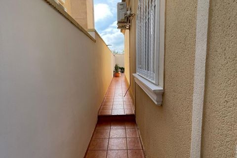 Villa i Torrevieja, Alicante, Torrevieja - € 399.000 | Ref: LG51/12918 - foto 33