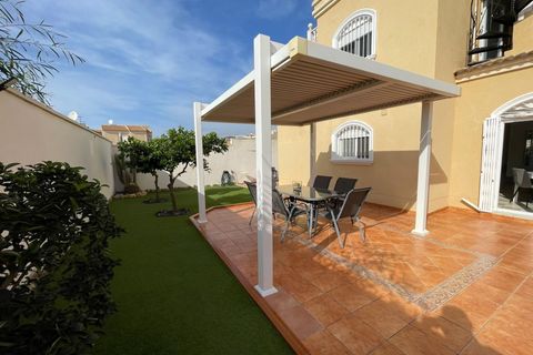 Villa i Torrevieja, Alicante, Torrevieja - € 399.000 | Ref: LG51/12918 - foto 34