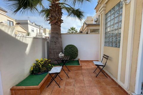 Villa i Torrevieja, Alicante, Torrevieja - € 399.000 | Ref: LG51/12918 - foto 38