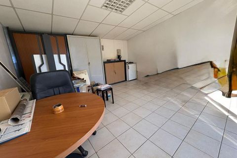 L'establiment comercial a Pons, Charente-Maritime, Pons - € 249.990 | Ref: 422745312B-TRF - foto 13
