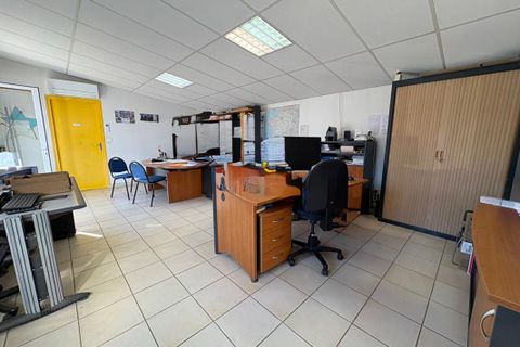 L'establiment comercial a Pons, Charente-Maritime, Pons - € 249.990 | Ref: 422745312B-TRF - foto 17