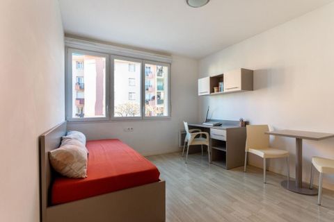 Erhvervsejendom i Perpignan, Pyrenees-Orientales, Perpignan - € 49.000 | Ref: C9C9991086FC452D - foto 3