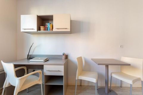 Erhvervsejendom i Perpignan, Pyrenees-Orientales, Perpignan - € 49.000 | Ref: C9C9991086FC452D - foto 4