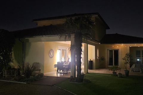 Villa en Corbas, Rhone, Corbas - € 720.000 | Ref: GV767 - photo 3