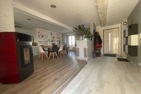 Villa a Aigre, Charente, Aigre - € 185.000 | Ref: 245_FLR-0025415 - foto 5