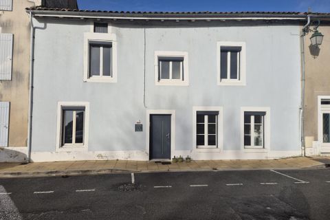 Villa a Aigre, Charente, Aigre - € 185.000 | Ref: 245_FLR-0025415 - foto 16