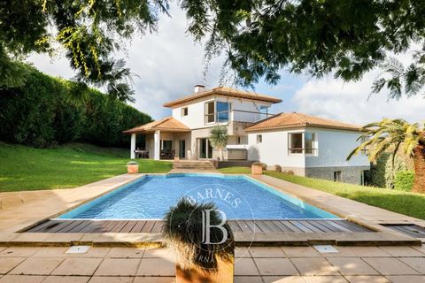 Villa a Urrugne, Pyrenees-Atlantiques, Urrugne - € 2.625.000 | Ref: M1784 - foto 2