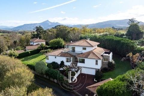 Villa a Urrugne, Pyrenees-Atlantiques, Urrugne - € 2.625.000 | Ref: M1784 - foto 26