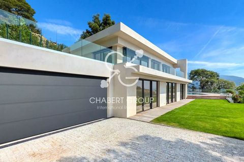 Villa i Roquebrune-Cap-Martin, Alpes-Maritimes, Roquebrune-Cap-Martin - € 5.950.000 | Ref: AM-CG-205-399 - foto 4
