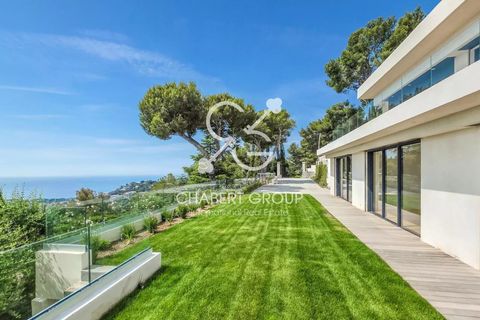 Villa i Roquebrune-Cap-Martin, Alpes-Maritimes, Roquebrune-Cap-Martin - € 5.950.000 | Ref: AM-CG-205-399 - foto 12