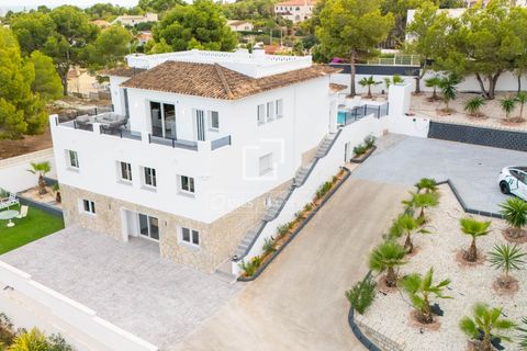 Villa i La Nucia, Alicante, La Nucia - € 1.245.000 | Ref: ALT65078 - foto 1