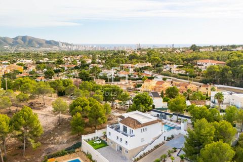 Villa i La Nucia, Alicante, La Nucia - € 1.245.000 | Ref: ALT65078 - foto 40
