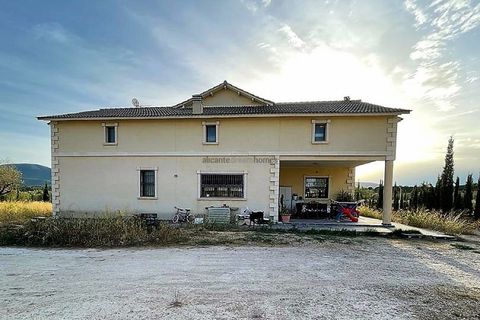 Villa a Castalla, Alicante, Castalla - € 415.000 | Ref: HH14141 - foto 2