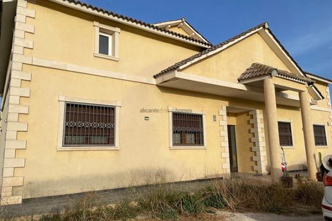 Villa a Castalla, Alicante, Castalla - € 415.000 | Ref: HH14141 - foto 3