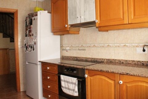 Byhus i Pinoso, Alicante, Pinoso - € 157.995 | Ref: RB3871 - foto 6