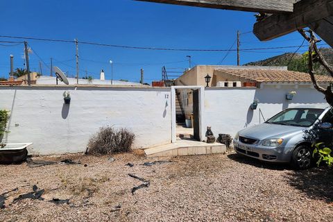 Cave house i Alguena, Alicante, Alguena - € 135.000 | Ref: IVO13750 - foto 9