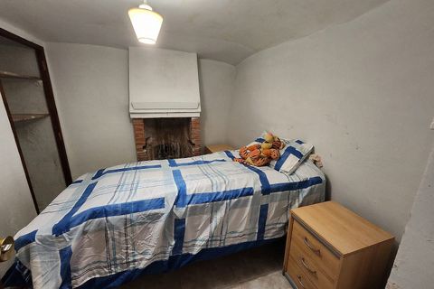 Cave house i Alguena, Alicante, Alguena - € 135.000 | Ref: IVO13750 - foto 22