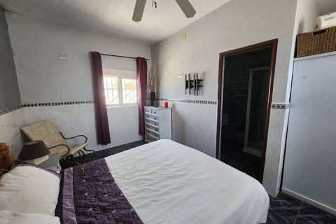 Cave house i Alguena, Alicante, Alguena - € 135.000 | Ref: IVO13750 - foto 38