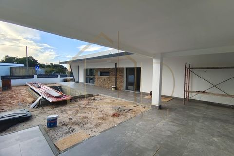 Villa i Quinta do Anjo, Setubal, Quinta do Anjo - € 750 000 | Ref: CAS_148 - foto 24
