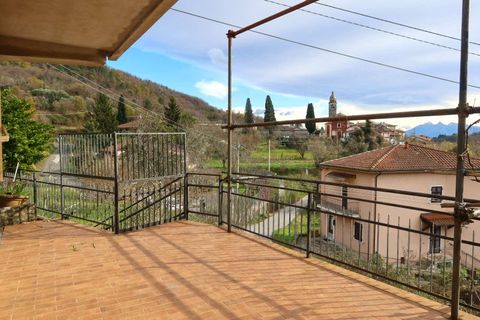 Villa a Tresana, Massa and Carrara, Tresana - € 130.000 | Ref: 632B-768847 - foto 8