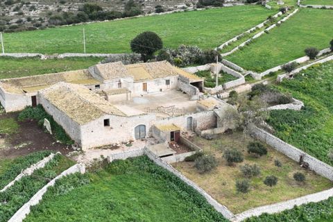 Landejendom i Comiso, Ragusa, Comiso - € 490.000 | Ref: Z 60 - foto 8