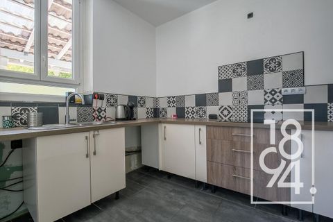 Villa i Marseille, Bouches-du-Rhone, Marseille - € 300.000 | Ref: VEIV-9QH-VQG - foto 1