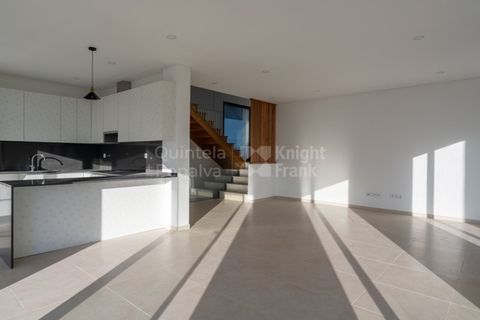 Villa i Cascais, Lisbon, Cascais - € 1.700.000 | Ref: PROP-030825 - foto 5