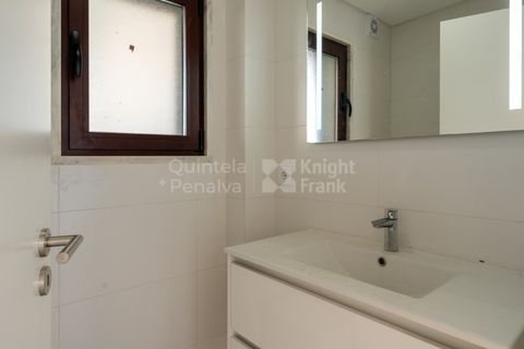 Villa i Cascais, Lisbon, Cascais - € 1.700.000 | Ref: PROP-030825 - foto 8