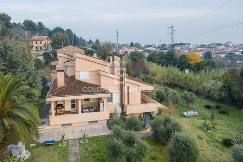 Villa a Gradara, Pesaro and Urbino, Gradara - € 470.000 | Ref: CBI099-1528-520755 - foto 46