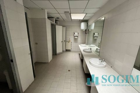 L'establiment comercial a Cusago, Milan, Cusago - € 12.500/mes | Ref: 37545 - foto 18