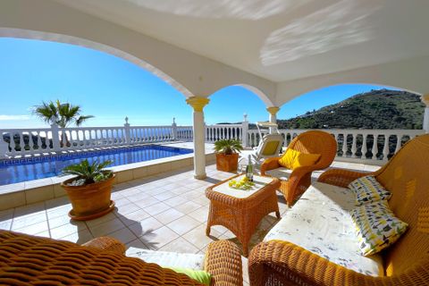 Villa i Torrox, Malaga, Torrox - € 769.000 | Ref: A4U2528 - foto 9