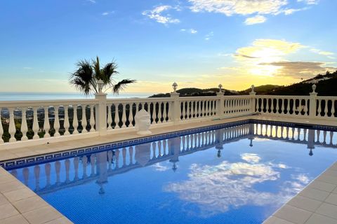 Villa i Torrox, Malaga, Torrox - € 769.000 | Ref: A4U2528 - foto 1