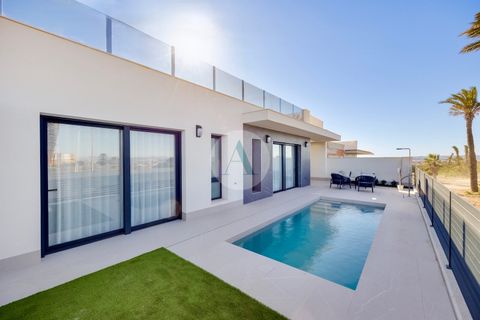 Villa a Torrevieja, Alicante, Torrevieja - € 600.000 | Ref: N-419/07 - foto 2