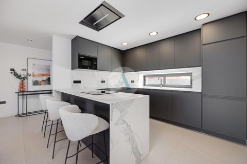Villa a Torrevieja, Alicante, Torrevieja - € 648.000 | Ref: N-419/10 - foto 12
