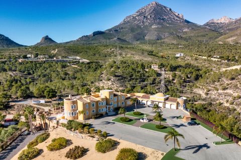 Villa i La Nucia, Alicante, La Nucia - € 3.495.000 | Ref: C3200 - foto 7