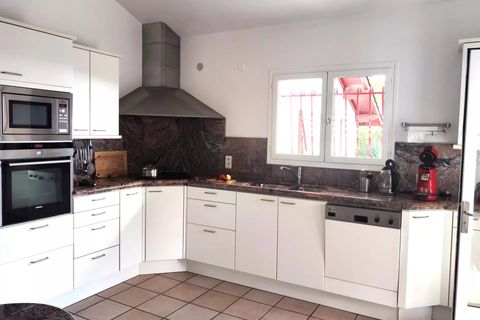 Villa a Briscous, Pyrenees-Atlantiques, Briscous - € 899.000 | Ref: 2023 - foto 11