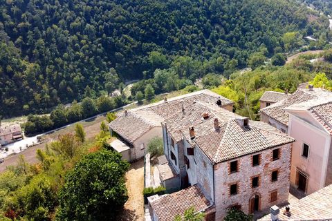 Villa a Arcevia, Ancona, Arcevia - € 69.000 | Ref: CDN-1523 - foto 2