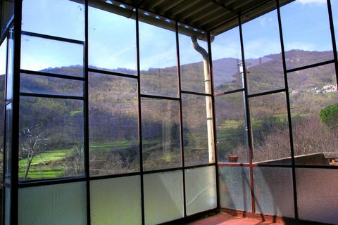 Villa en Comano, Massa and Carrara, Comano - € 90.000 | Ref: RCE-1987 - photo 7