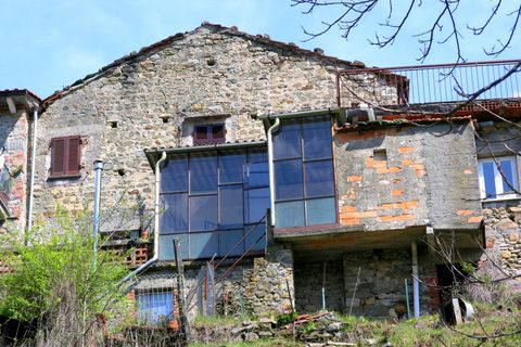 Villa en Comano, Massa and Carrara, Comano - € 90.000 | Ref: RCE-1987 - photo 17