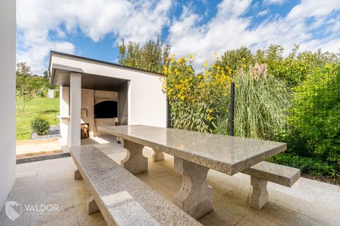 Villa i Anse, Rhone, Anse - € 1 145 000 | Ref: HH-16011029 - foto 15